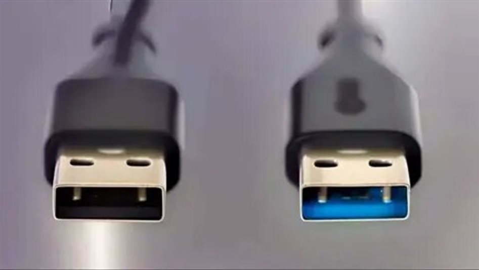 منافذ USB بالألوان.. ماذا يعني الأزرق والأسود؟