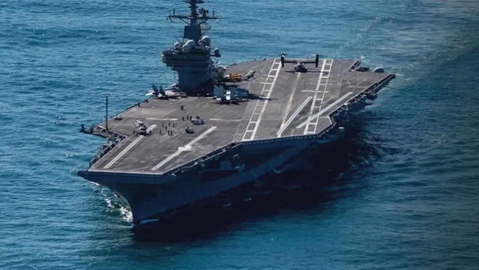 حاملة الطائرات "جورج بوش" تصل إلى الشرق الأوسط