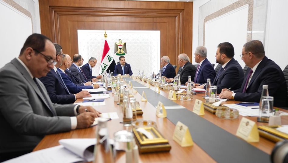 رئيس الوزراء يوجه بتشكيل هيئة لمتابعة تنفيذ مشروع أنبوب نفط بصرة- حديثة 