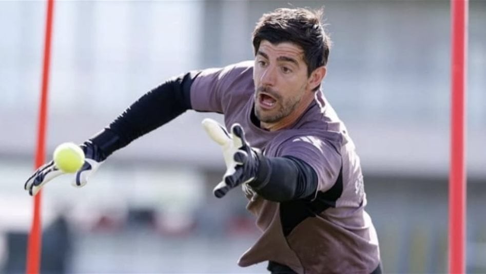 كورتوا يعود في الوقت الحاسم جاهزية مرتقبة لكلاسيكو برشلونة 