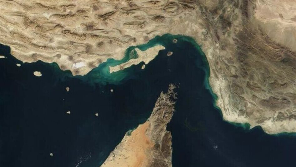 مصدر مقرب من ترامب: مساعدة السفن لعبور هرمز قد تؤدي للمواجهة مع الإيرانيين