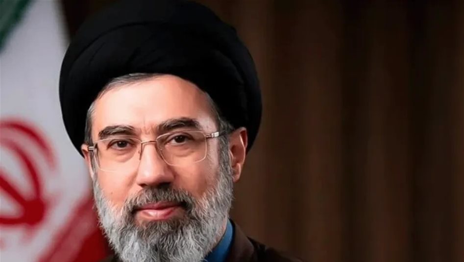 الصحة الإيرانية عن حالة مجتبى خامنئي: وجهه لم يتشوه وأطرافه لم تُبتر