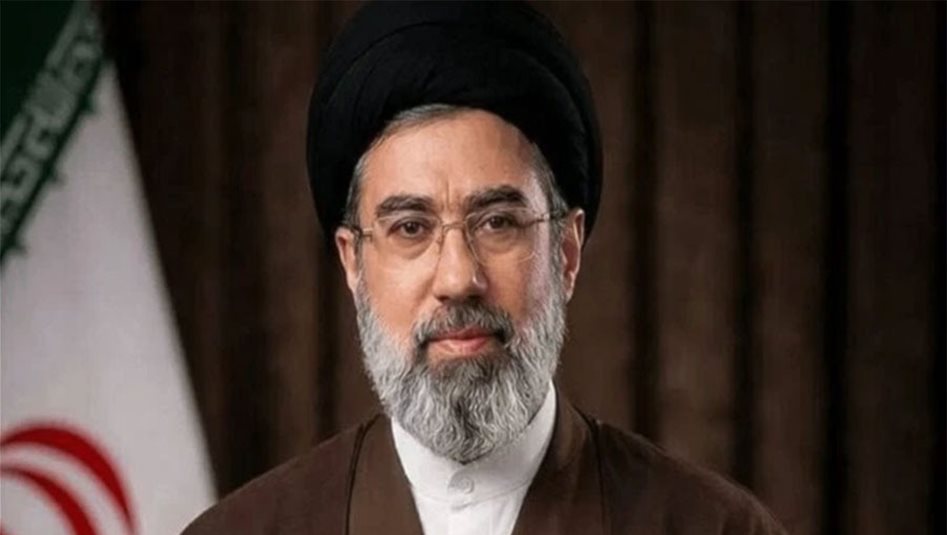 تفاصيل استقبال مجتبى خامنئي في أحد مستشفيات طهران بعد اصابته