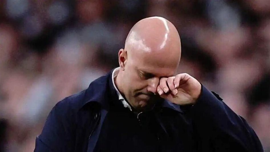 بعد موسمين فقط.. ليفربول ينفصل عن سلوت رسمياً 