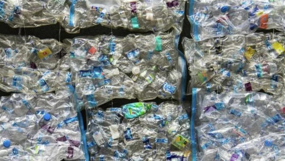 Environment Ministry says phased ban on plastic shopping bags starts Nov. 5