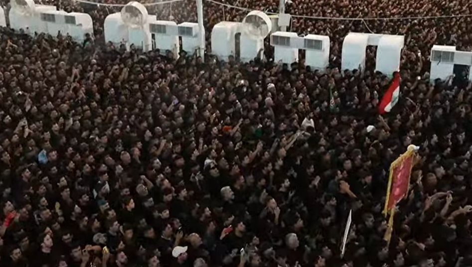 بدء مراسم استبدال رايتي قبتي الإمام الحسين وأخيه العباس (ع) إيذاناً بحلول شهر محرم