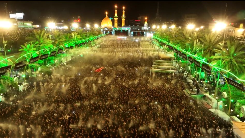 بالصور.. مشاهد من تبديل رايتي الامام الحسين وأخيه العباس (عليهما السلام)