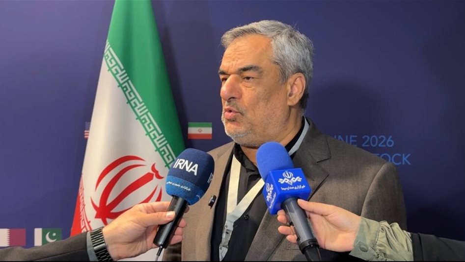 إيران تعلن تقدم مفاوضات سويسرا بشأن العقوبات النفطية واستئناف صادراتها عبر الخليج