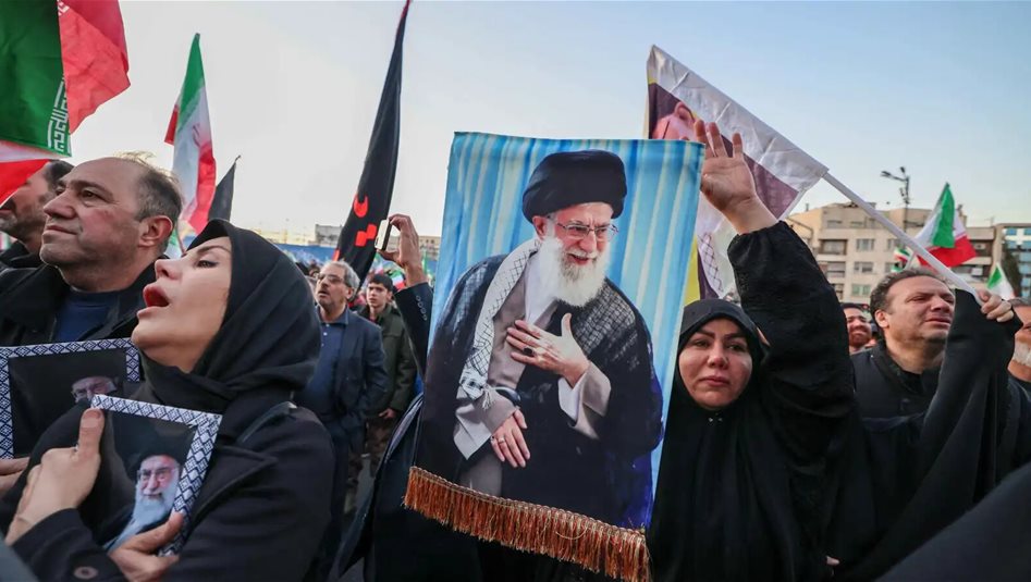 إيران تعلن 3 أيام عطلة رسمية في طهران تزامناً مع تشييع السيد الخامنئي