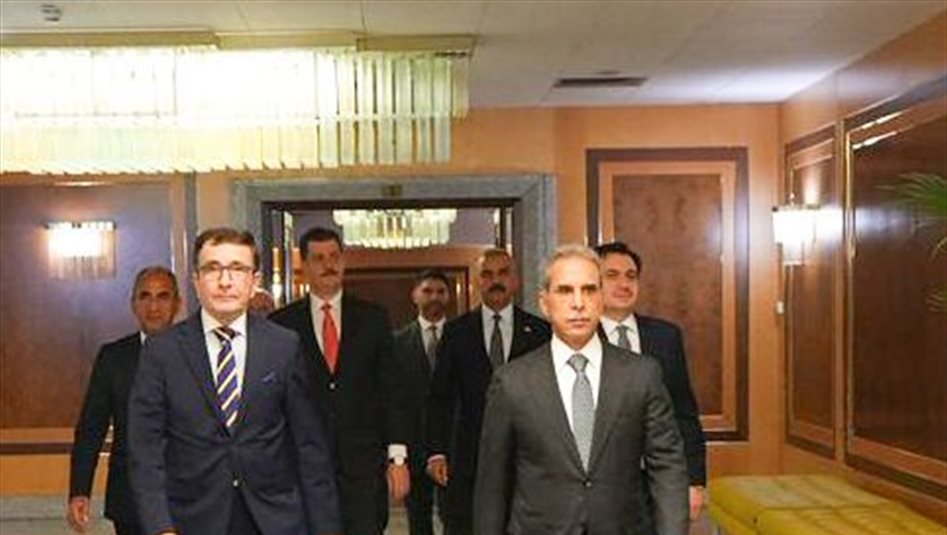 رئيس مجلس القضاء الأعلى يصل إلى روما