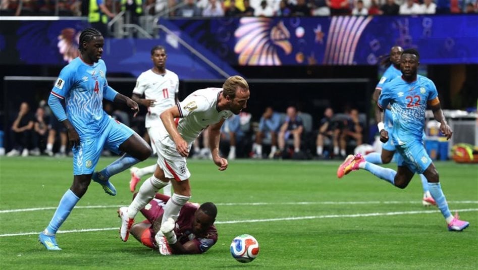 انجلترا تهزم الكونغو وتتأهل لدور الـ16 من كأس العالم
