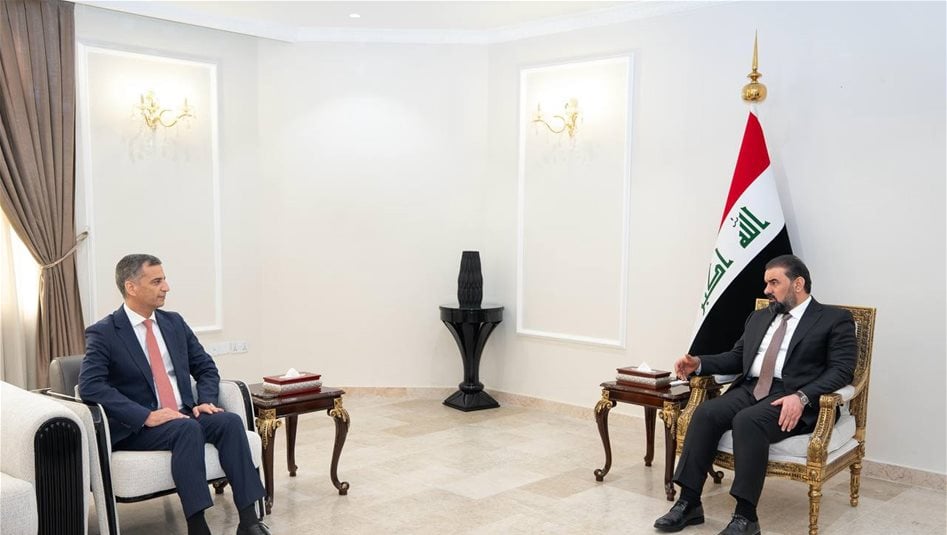 الحلبوسي ومحافظ البنك المركزي يؤكدان أهمية الإصلاح المصرفي