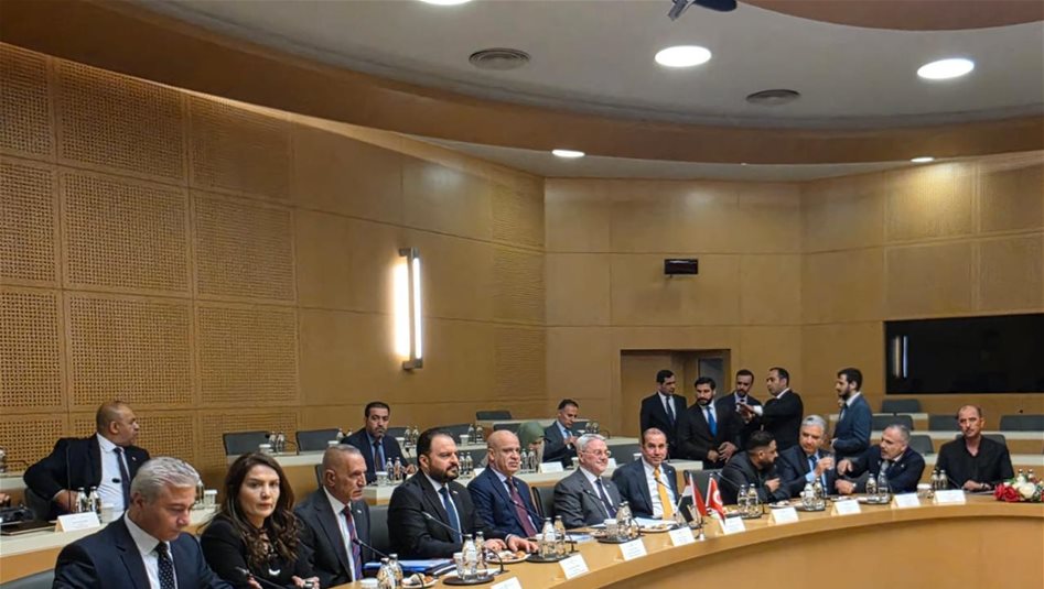 وفد عراقي يبحث في أنقرة مستقبل خط الأنابيب مع تركيا واستمرار تصدير النفط
