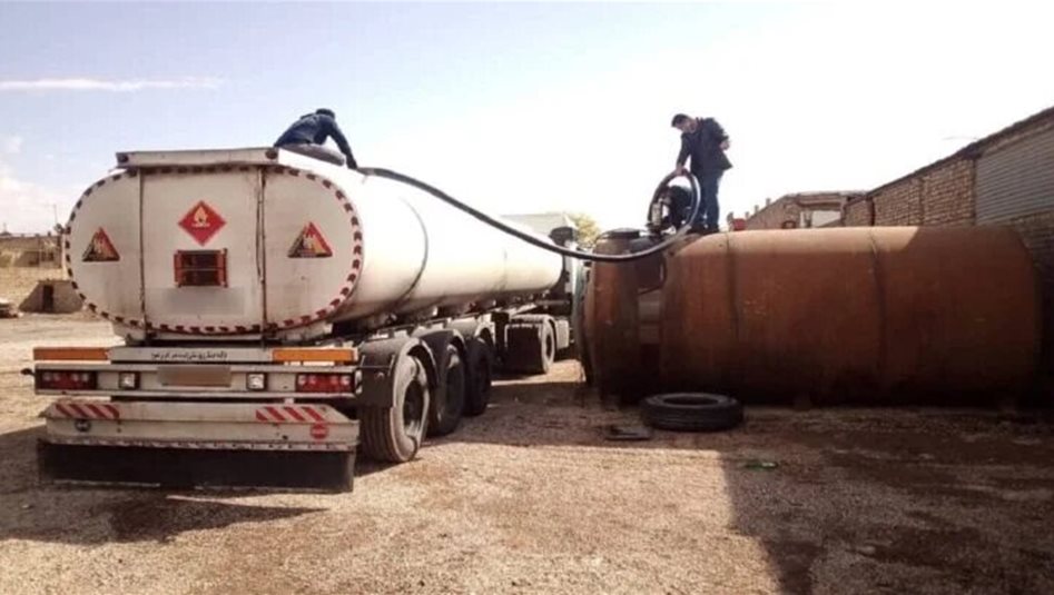 العراق يباشر بملاحقة ضالعين في تهريب النفط