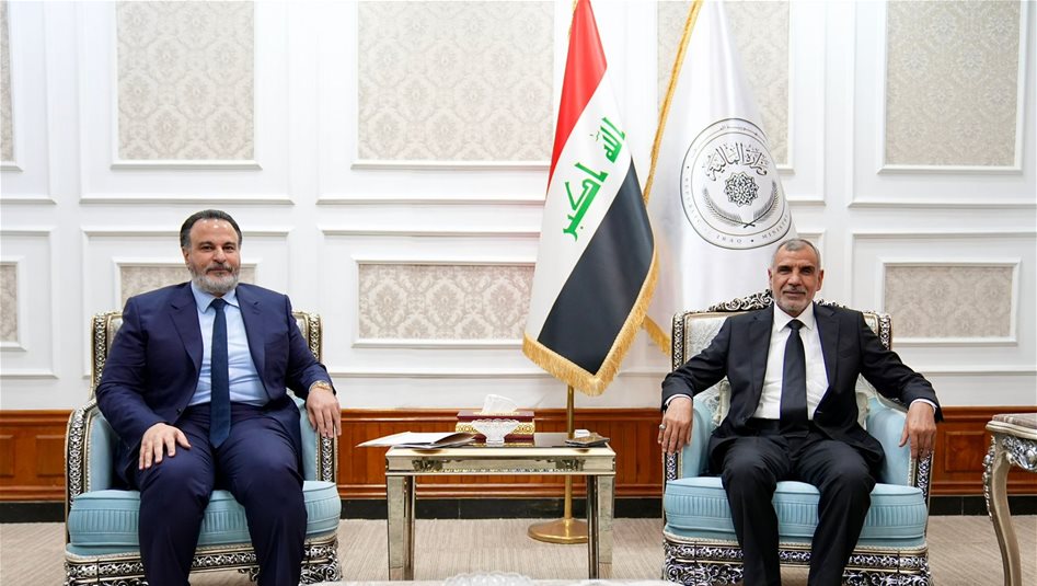 الحمداني يبحث مع وزير المالية قضية العقود وموازنة العاصمة