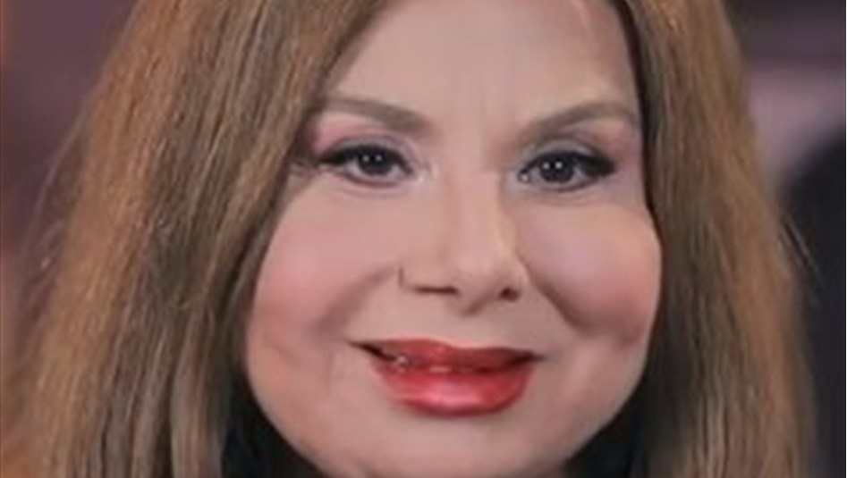 فيديو لفنانة مصرية في الشارع يثير الجدل