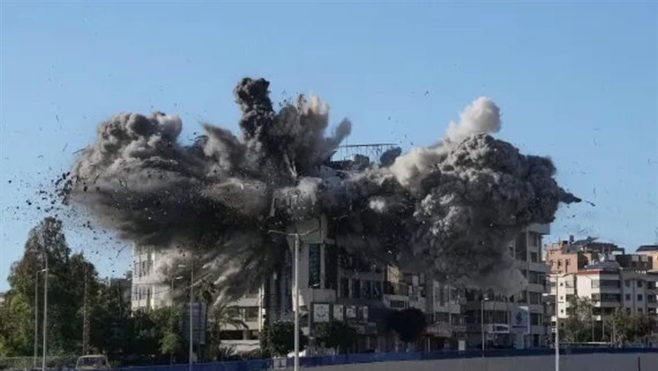 الجيش الإيراني يعلن مقتل 8 جنود جراء الضربات الأمريكية الأخيرة