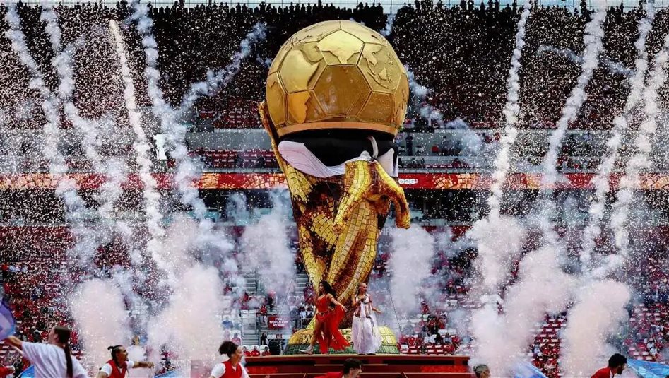 جدل قبل نهائي كأس العالم بسبب عرض فني ضخم