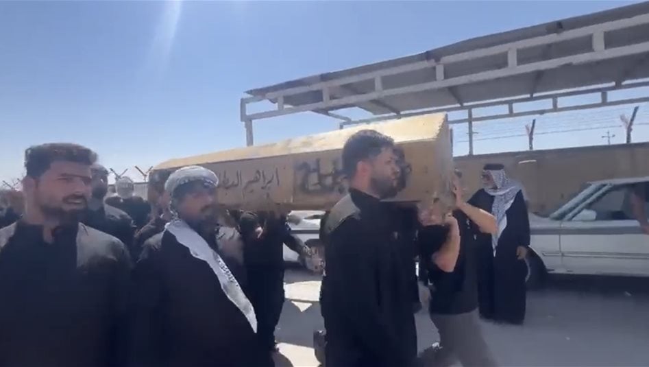 22 بين متوفي ومصاب.. ذوو ضحايا حادث البصرة يحمّلون المعنيين بالخدمات المسؤولية ويطالبون بمحاسبة المتسبب 
