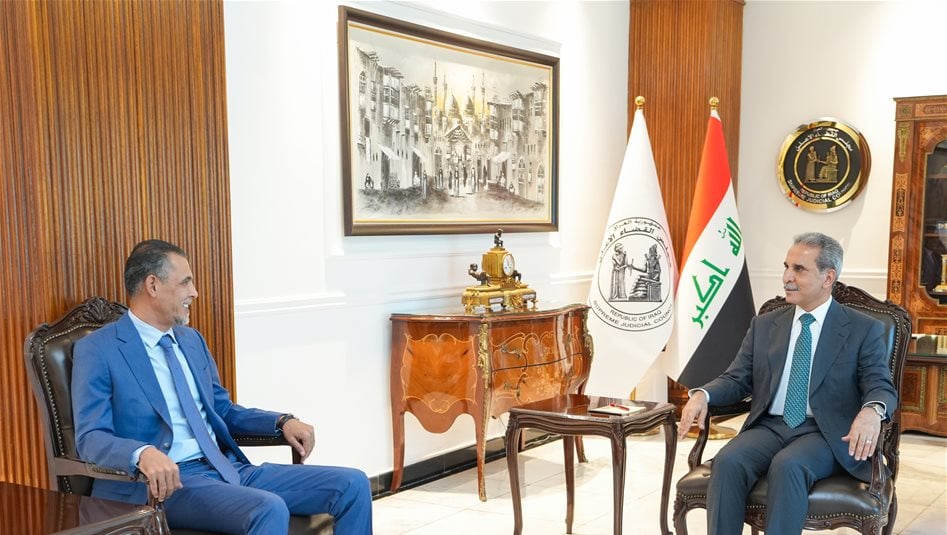 لتطوير الكرة العراقية.. زيدان يستقبل يونس محمود
