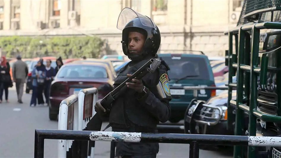 ابنة تقتل والدها العاجز وتحاول إخفاء الحقيقة