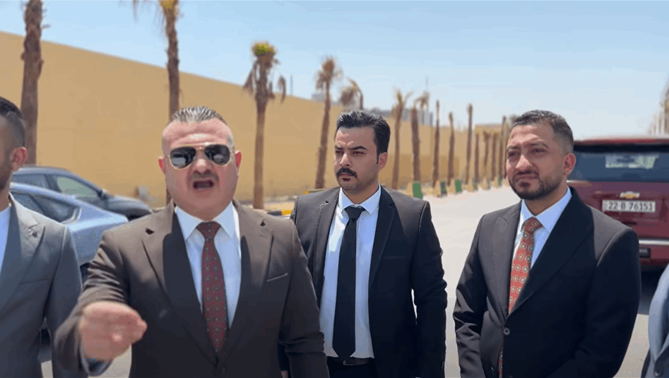 "اعتداء على الطريق العام".. محامٍ يناشد مدير المرور حول أزمة شارع النقابات (فيديو)