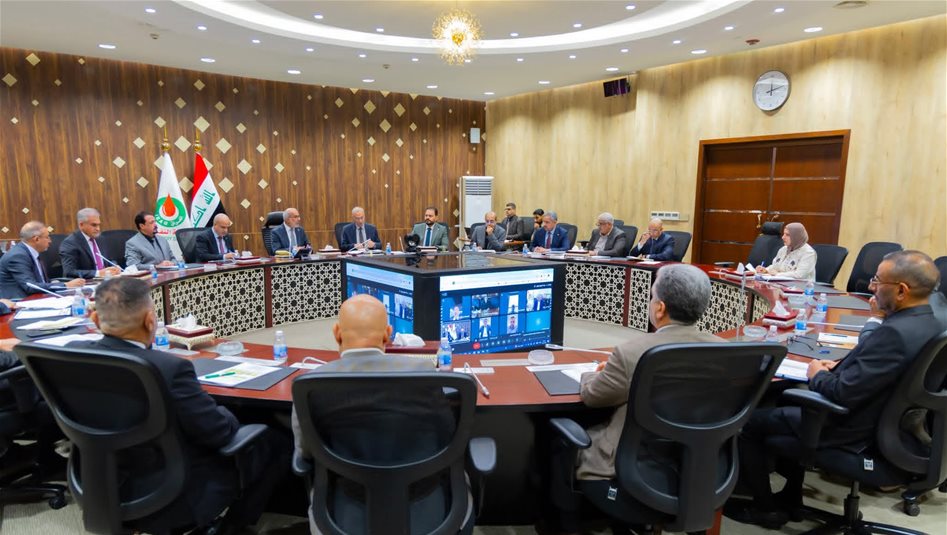 وزير النفط يوجه بإيجاد بدائل لتصدير النفط وزيادة الصادرات
