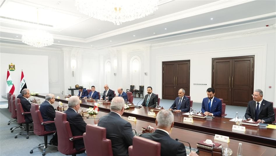 العراق ولبنان يجريان مباحثات مشتركة تخص النفط والاتصالات