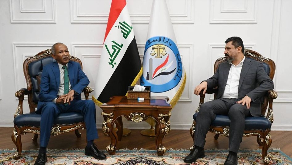 وزير العدل والسفير السوداني يبحثان استكمال توقيع اتفاقية لتبادل المحكومين بين بغداد والخرطوم
