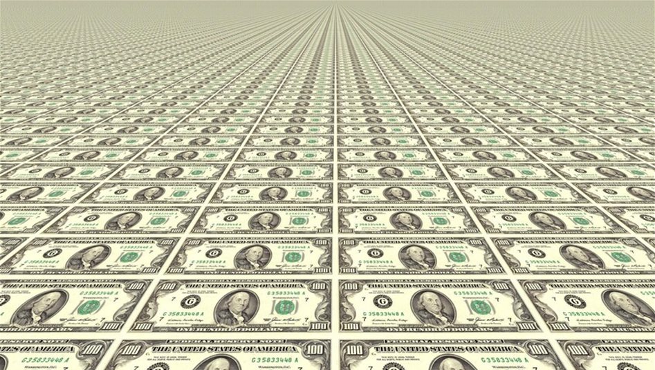 الدولار يستقر عند أعلى مستوياته
