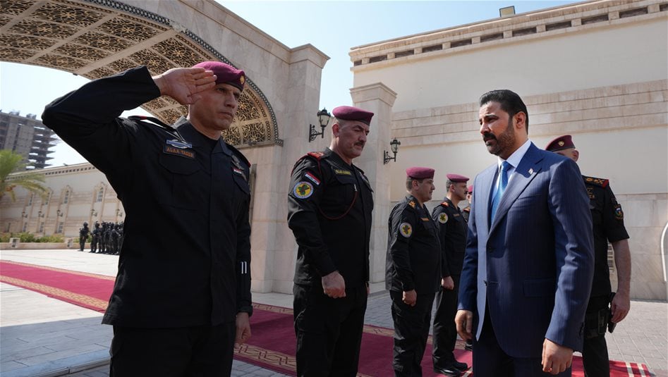 بالفيديو.. الزيدي يجري أول زيارة لمقر جهاز مكافحة الإرهاب