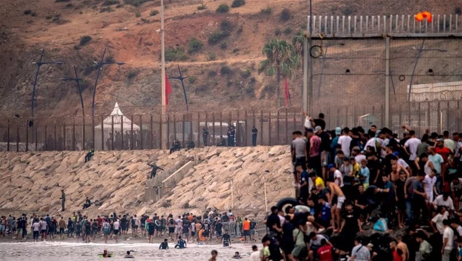 الجوع والعداء يجبران مئات المهاجرين على العودة إلى المغرب