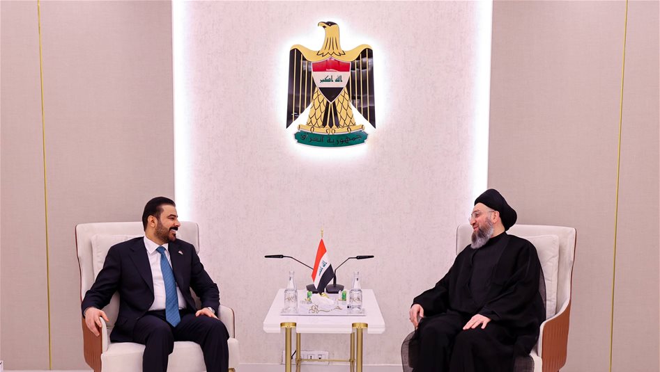 رئيس الوزراء والسيد الحكيم يؤكدان على ضرورة معالجة الأزمة المالية