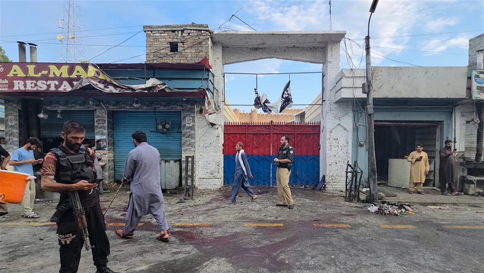 40 قتيلا وجريحا بتفجير انتحاري بشمال غربي باكستان
