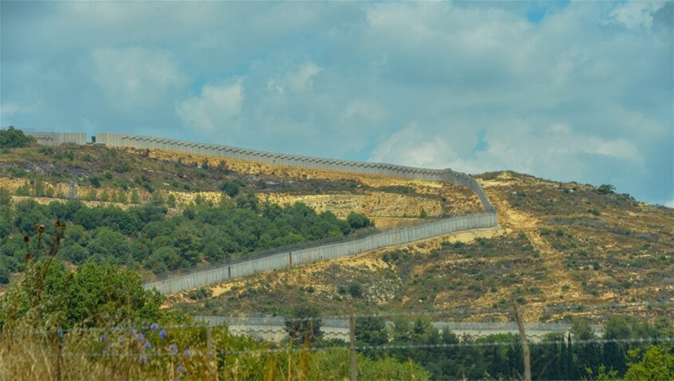 القبض على 10 إسرائيليات في لبنان