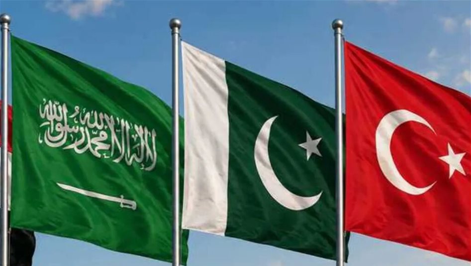 الخارجية الباكستانية: توقيع اتفاقية دفاع مشترك بين باكستان والسعودية وتركيا