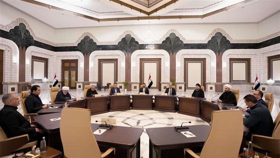 وفد من الإطار التنسيقي يصل طهران لبحث ملف حصر السلاح