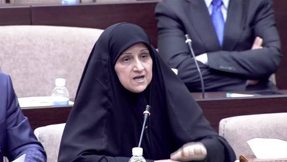 برلمانية تفتح ملف نقل النفط عبر هرمز: خلافات بين وزارتين تعرقل التصدير وشبهة فساد تلوح بالأفق  