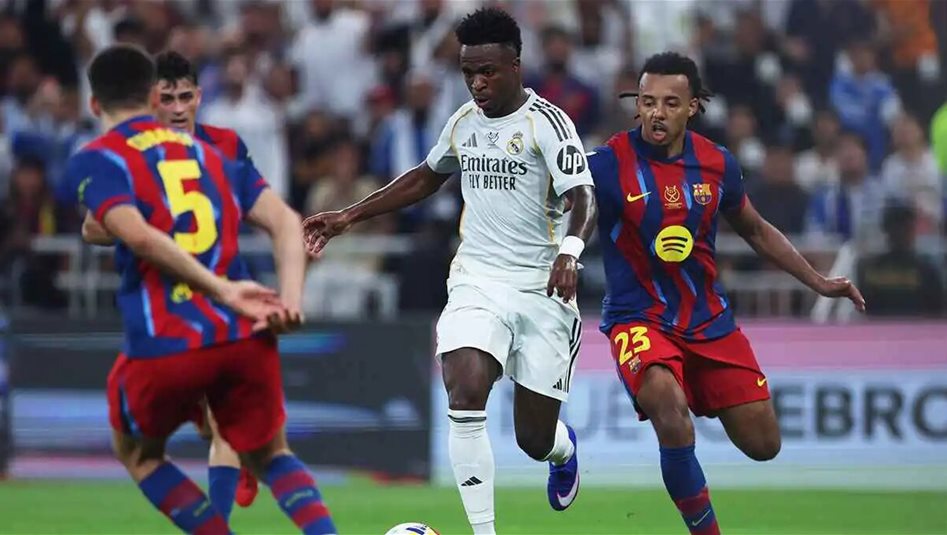 لماذا انطلقت منافسات الليغا دون برشلونة وريال مدريد؟