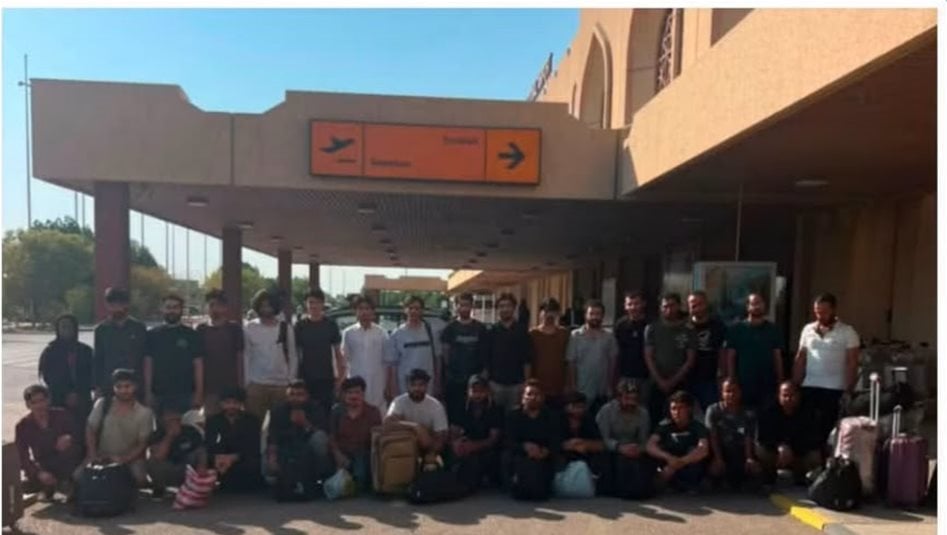 32 düzensiz göçmen Bağdat ve Basra havalimanlarından sınır dışı edildi
