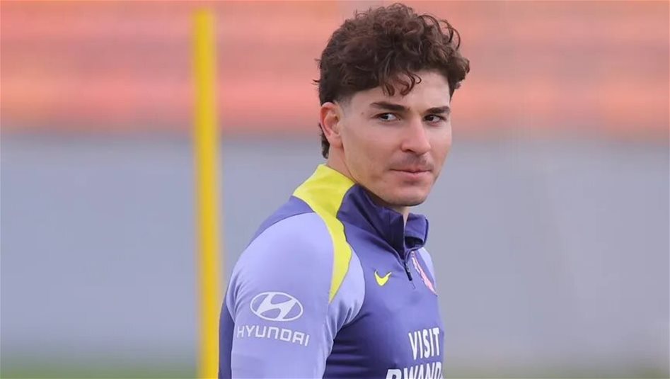 الفاريز يصعد ضد أتلتيكو بسبب برشلونة 