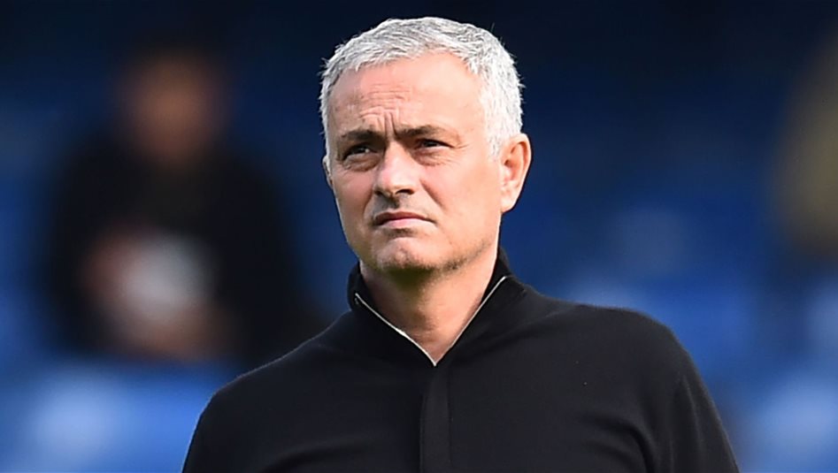 مورينيو يختار سامي خضيرة مساعدا له في ريال مدريد