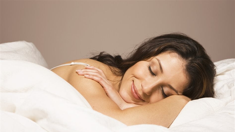 Eating kiwis before bed may aid sleep, but experts say evidence is limited
