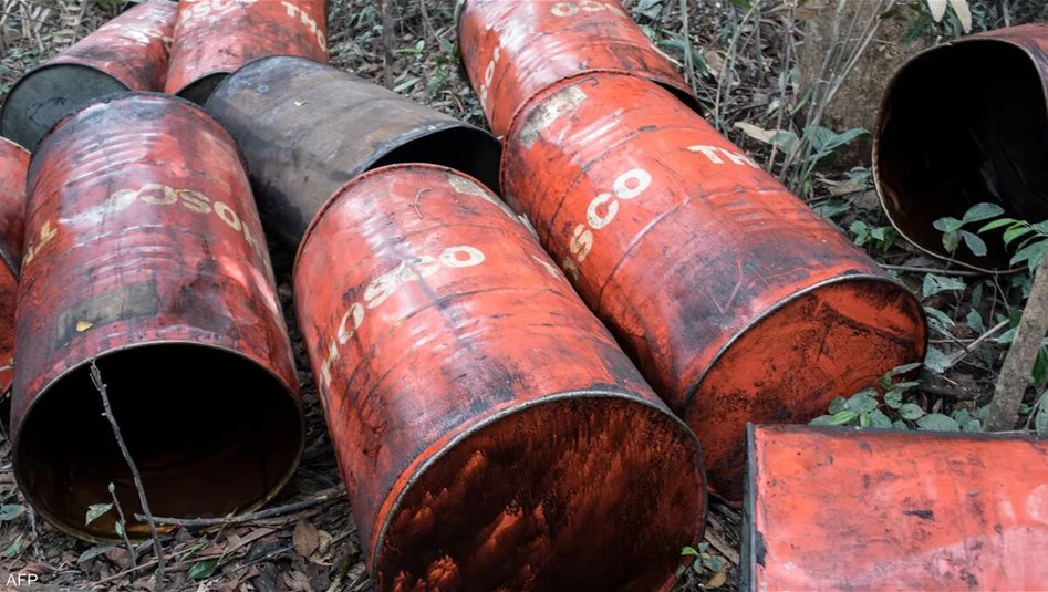 Nijerya'da petrol hırsızlığı sırasında 37 kişi gazdan zehirlenerek