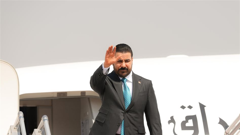 الزيدي يغادر بغداد متوجهاً إلى باريس في مستهل جولة رسمية تشمل فرنسا وألمانيا