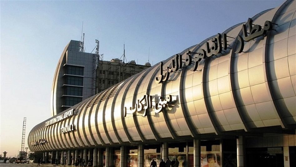مصر تنفي منع ممثلة أفلام إباحية من دخول البلاد أو ترحيلها