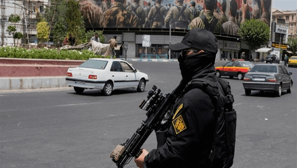الحرس الثوري يعلن مقتل أحد قادته باشتباكات جنوب شرقي إيران