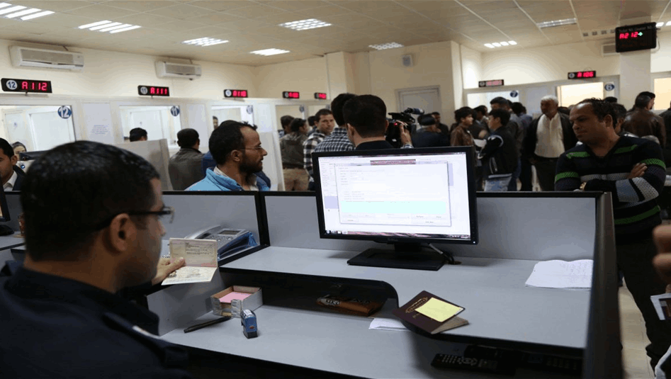 11 ألف موظف حكومي "أمي" في العراق