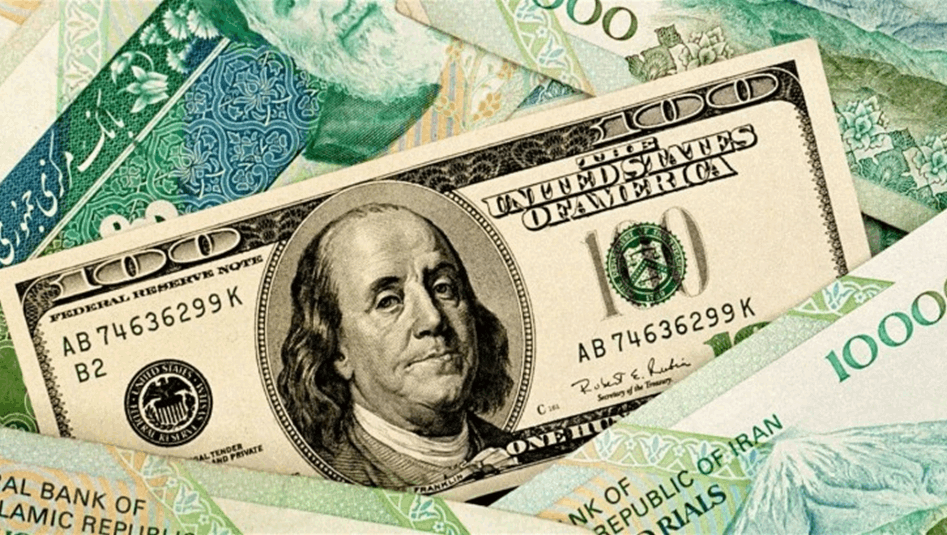 الريال الإيراني يهبط إلى مستوى قياسي جديد أمام الدولار