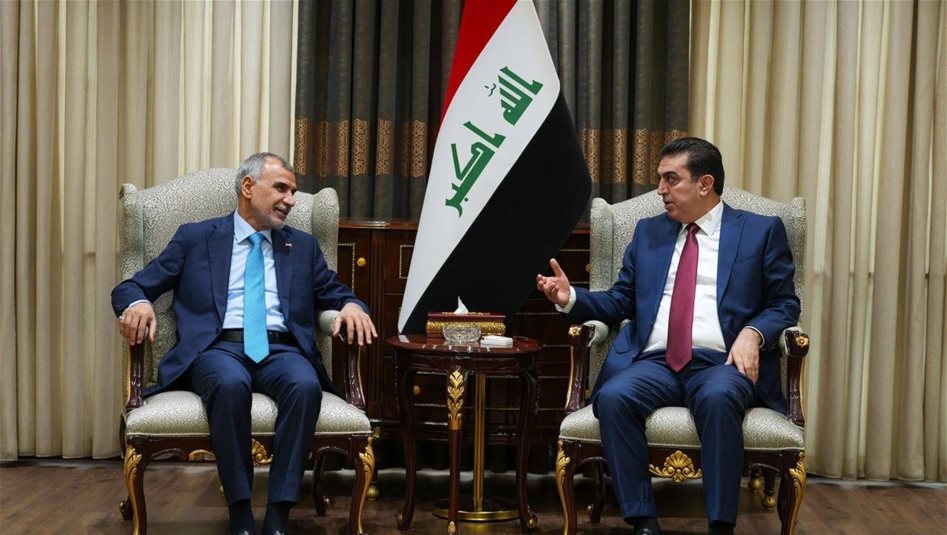 نائب رئيس البرلمان يبحث مع وزير المالية السياسة الاقتصادية ومشروع الموازنة